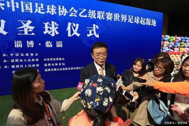 罗马诺：伯恩茅斯向中场斯科特提供新约，罗泽视其为关键球员